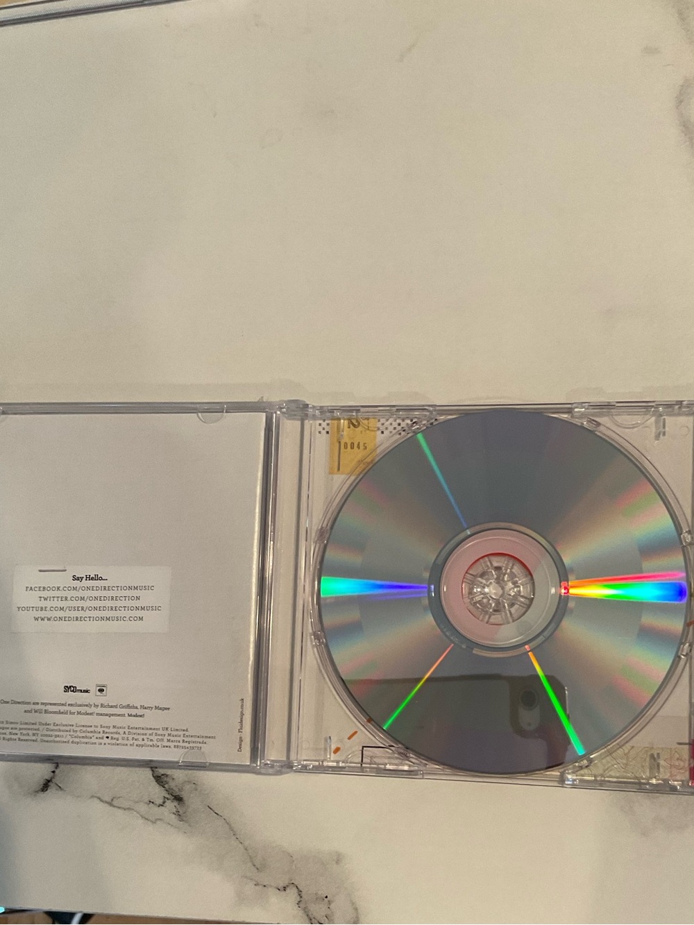 One Direction CD Bundle - Picture 5 of 8